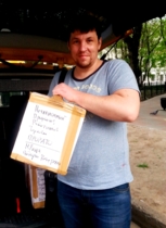 К отправке в Совет ветеранов готовятся собранные членами профсоюза подарки