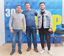 Руководитель молодежного крыла, исполнитель Шахри и менеджер Амир